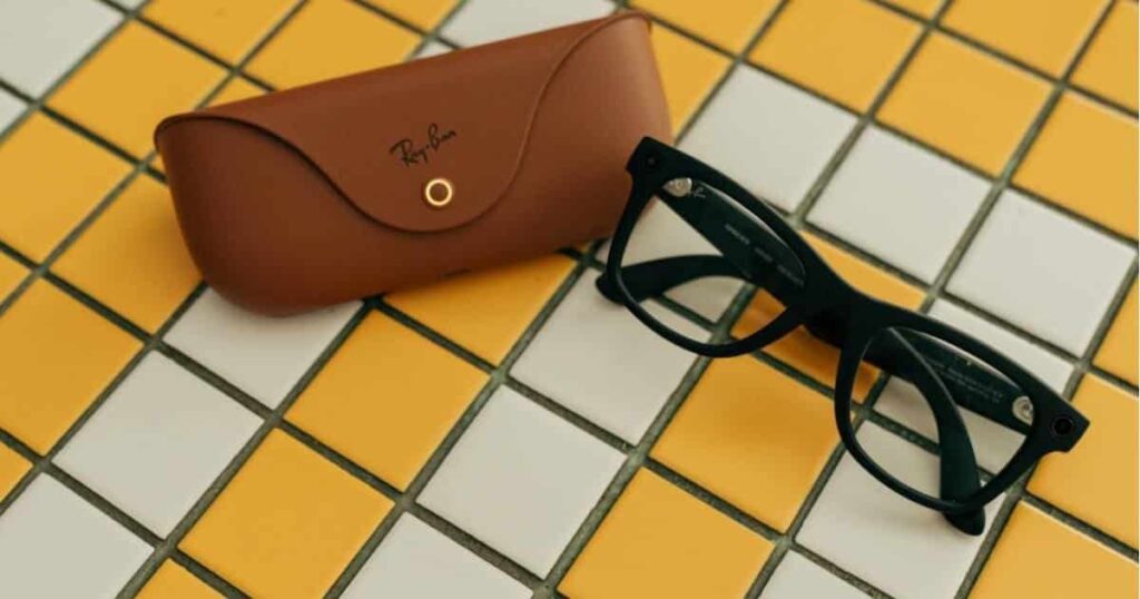 Meta lanza lentes Ray-Ban inteligentes con graduación