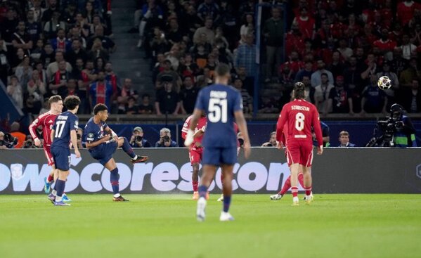 PSG vence al Liverpool y pone un pie en semifinales de Champions League