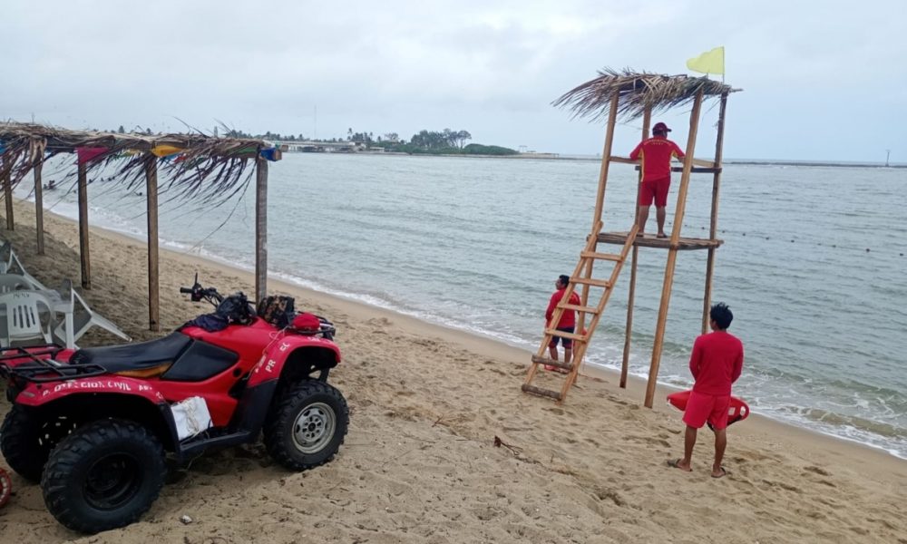 Mantienen bandera amarilla en playas de Sánchez Magallanes