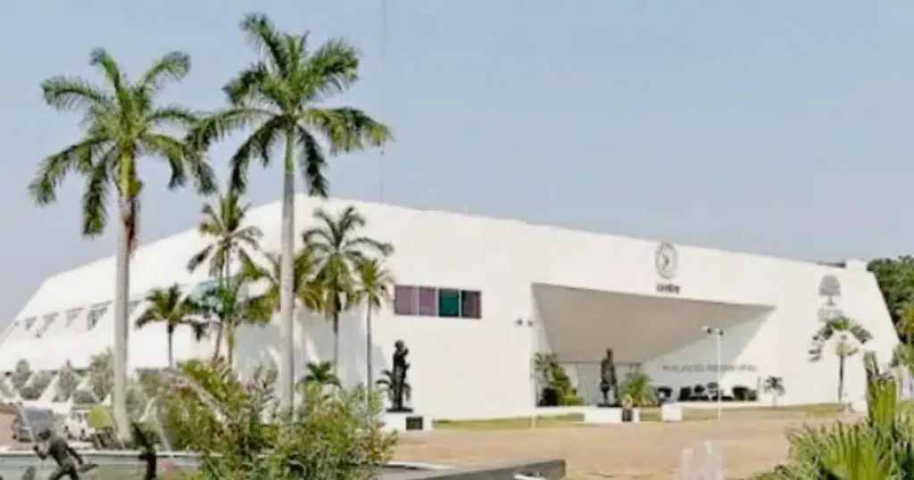 Centro consolida solidez financiera