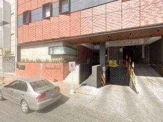 DR. CARLOS ALBERTO AMORES TAMAY