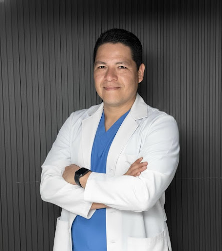 Dr. Benito Antonio Ramón García, Cirujano general y Laparoscopía