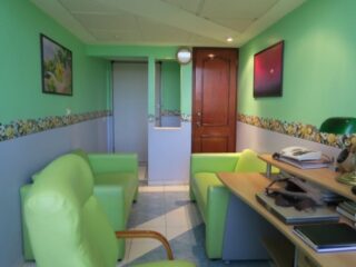 Dr. José Luis Valdés Bravo, Otorrinolaringólogo