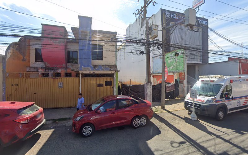 Dr. Luis Armando Rosales Santiago, Cirujano pediátrico