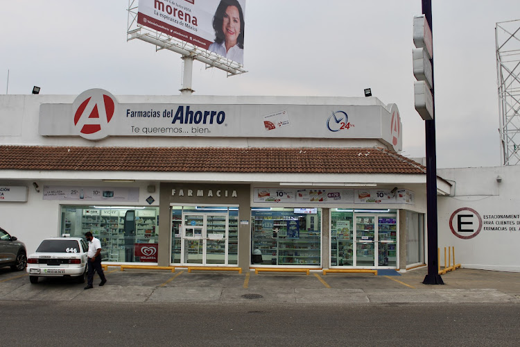 Farmacias Del Ahorro Guacamayo