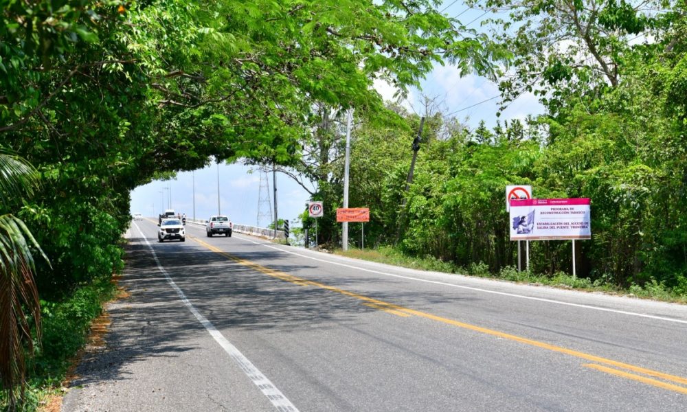 Avanza rehabilitación de carreteras a Teapa y Centla