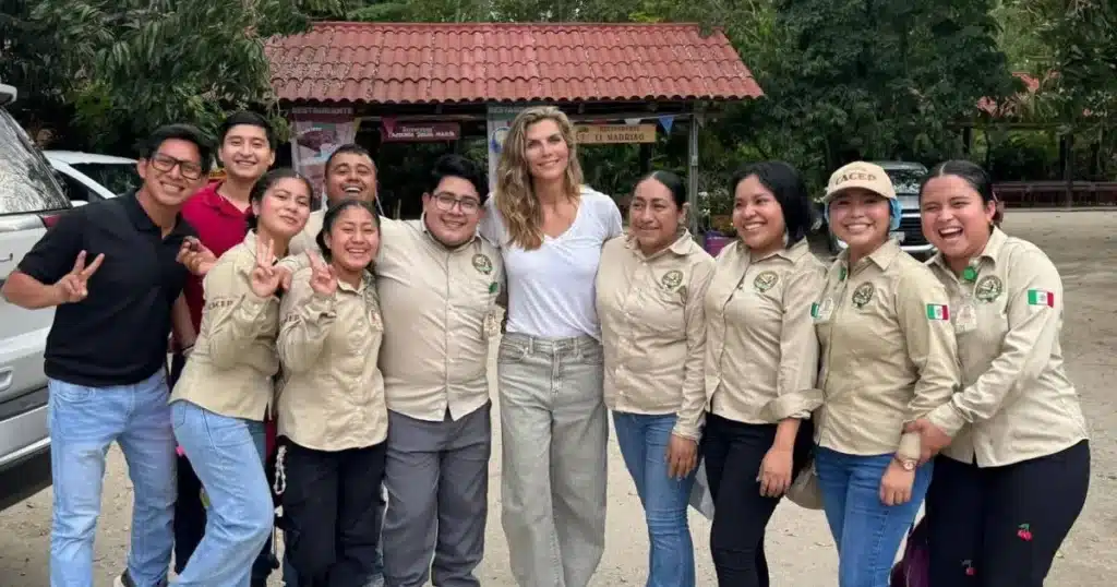 Montserrat Oliver se enamora del cacao y la Magia de Comalcalco