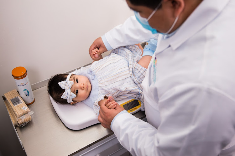 Pediatra Alejandro Jimenez Coop