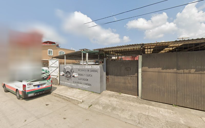 Taller Mecánico JYJ (Urvan y Toyota)