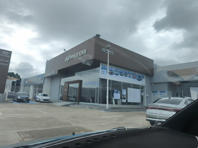 Taller multimarca Grupo Cruces