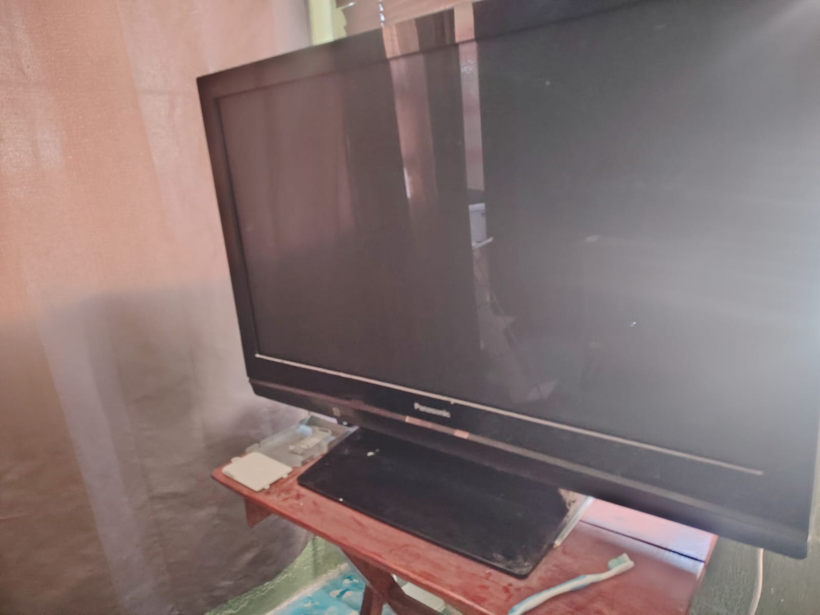 Televisión Panasonic 42 Pulgadas Plasma TH-42PX80X — Con control original