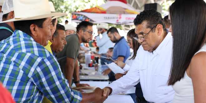 Gutiérrez Gómez, Cárdenas recibe atención y servicios del Gobierno del Pueblo
