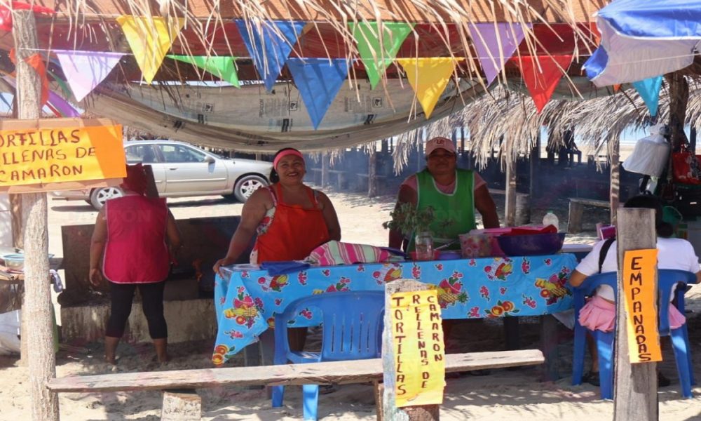 Prestadores de servicios garantizan mariscos frescos en Centla