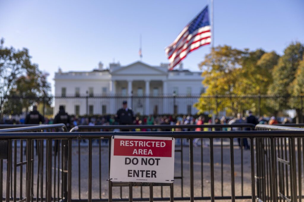 Juez ordena pausar la construcción del salón de baile de Trump en la Casa Blanca