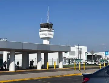 Continúan gestiones para que regrese la ruta Villahermosa – Houston, afirma administración del aeropuerto