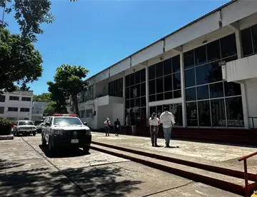 Muere funcionario en oficinas de Bienestar Tabasco