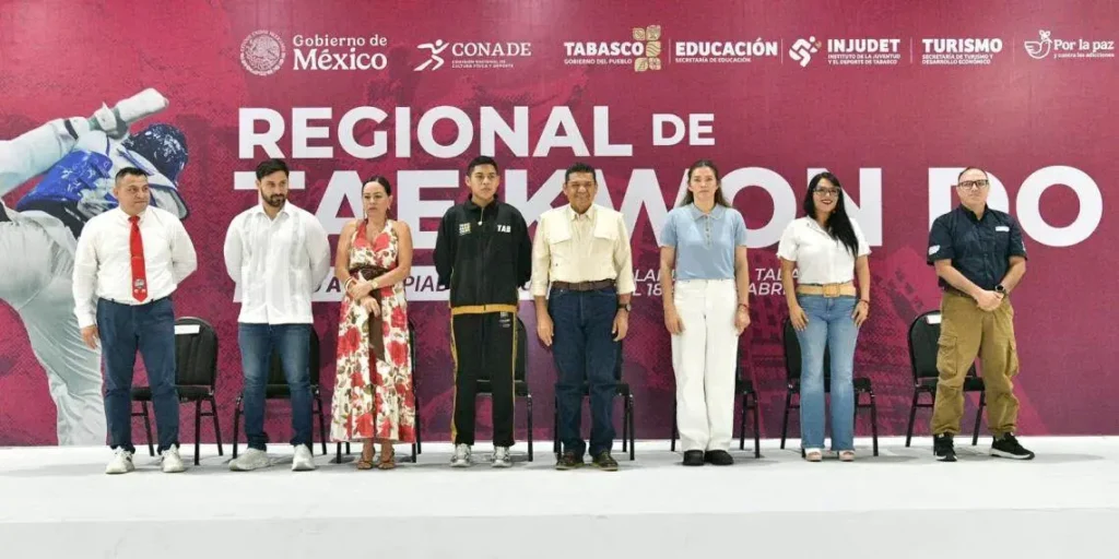 Delegación Tabasco sobresale en competencia de taekwondo