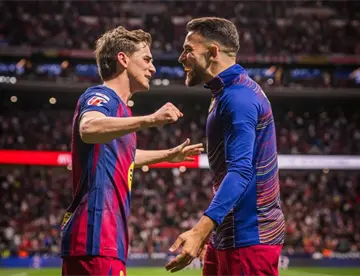 Barcelona derrota al Atlético y se acerca al título de LaLiga