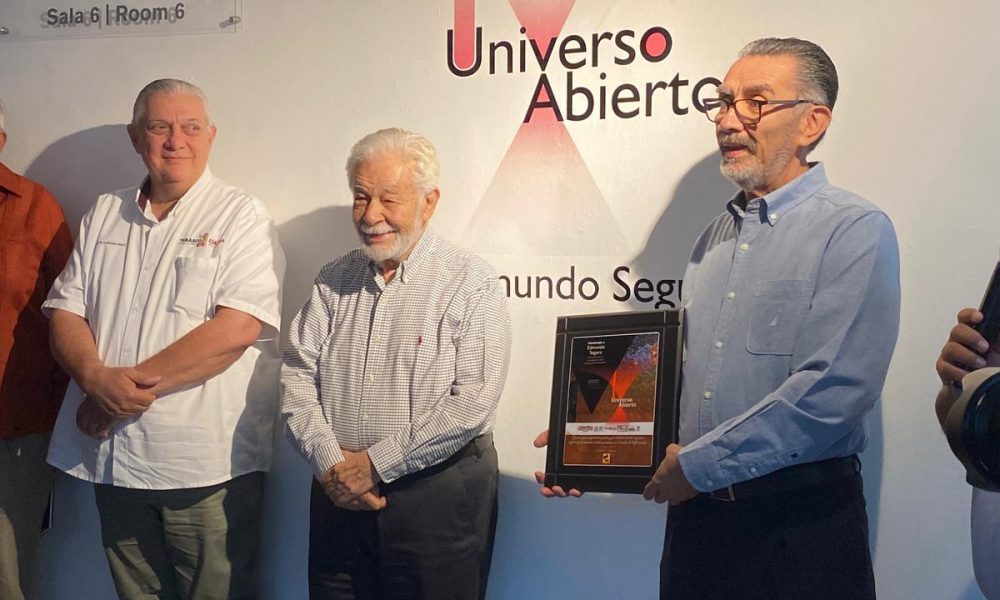 Homenaje a Edmundo Segura, el maestro que enseñó a Tabasco a mirar con el corazón