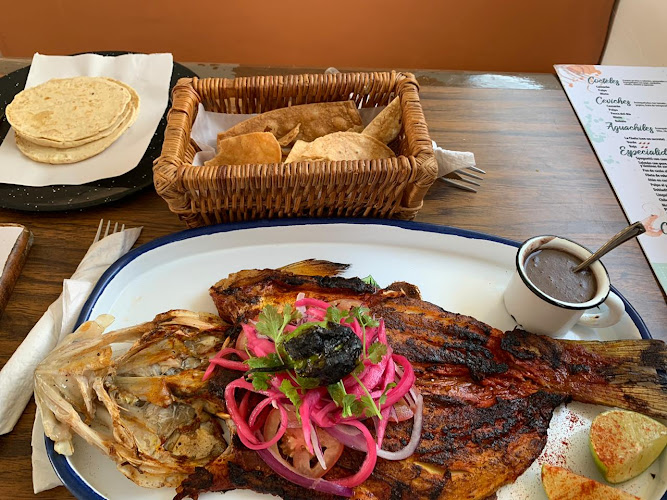 La Chela Marisquería