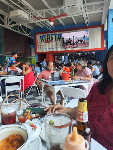 El Reyna Mariscos Altabrisa