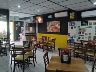 CHARLY BURGER ATASTA