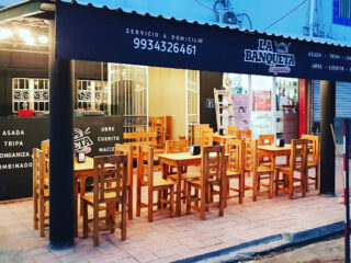 La banqueta taquería