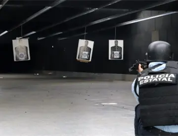 Realizan 70 cadetes con perfil de custodios penitenciarios práctica de tiro