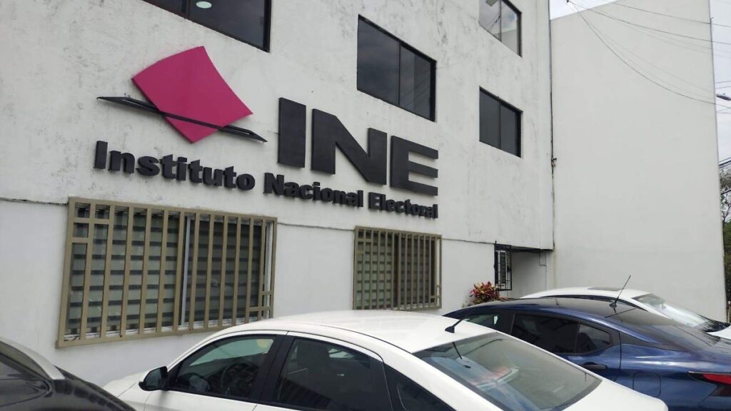 INE suspende actividades en módulos y oficinas; reanudarán servicio el 6 de abril