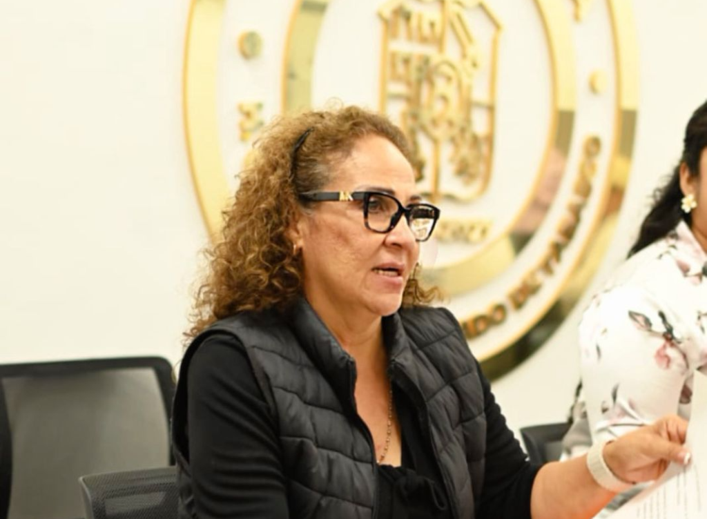 No tenemos información sobre solicitud licencia de Patricia Lanestosa: Jorge Bracamonte