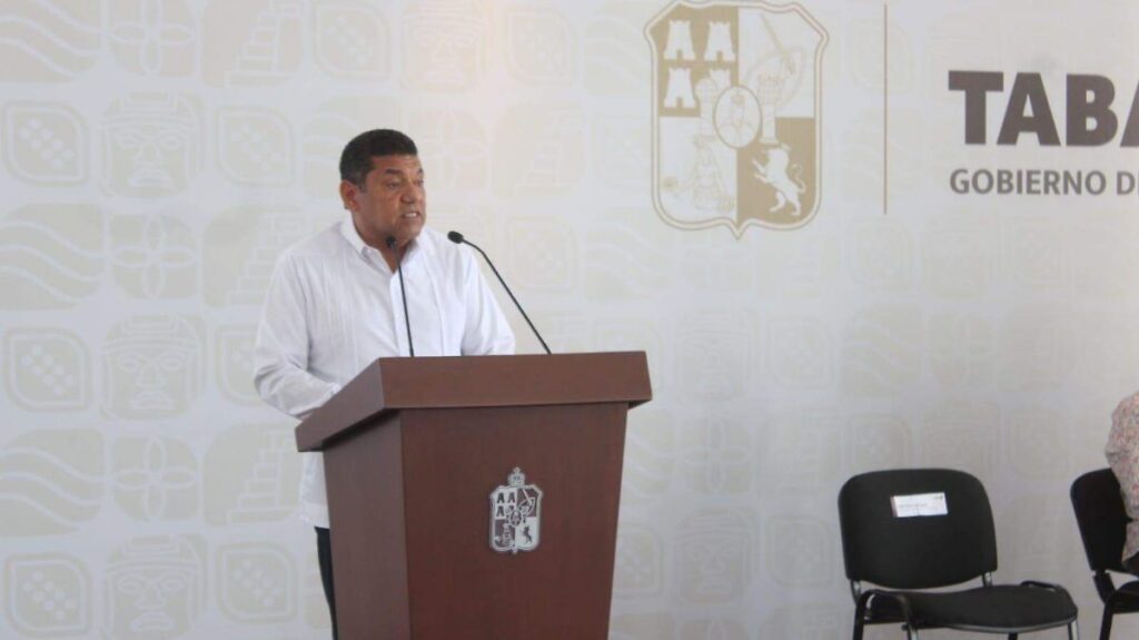 Anuncia Javier May visita del titular de la SEP este fin de semana