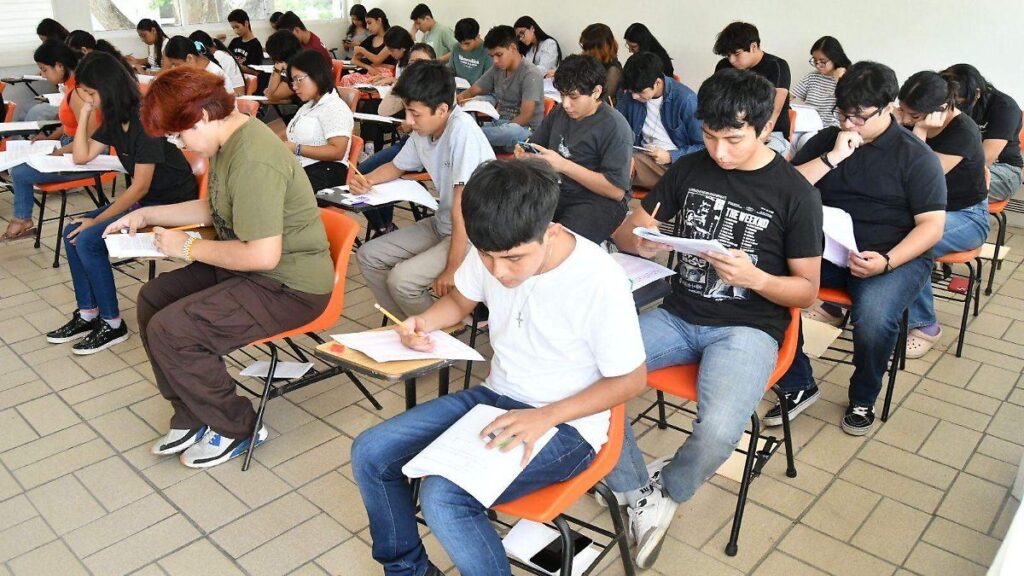 Conoce los trámites a realizar al concluir tu Educación Media Superior