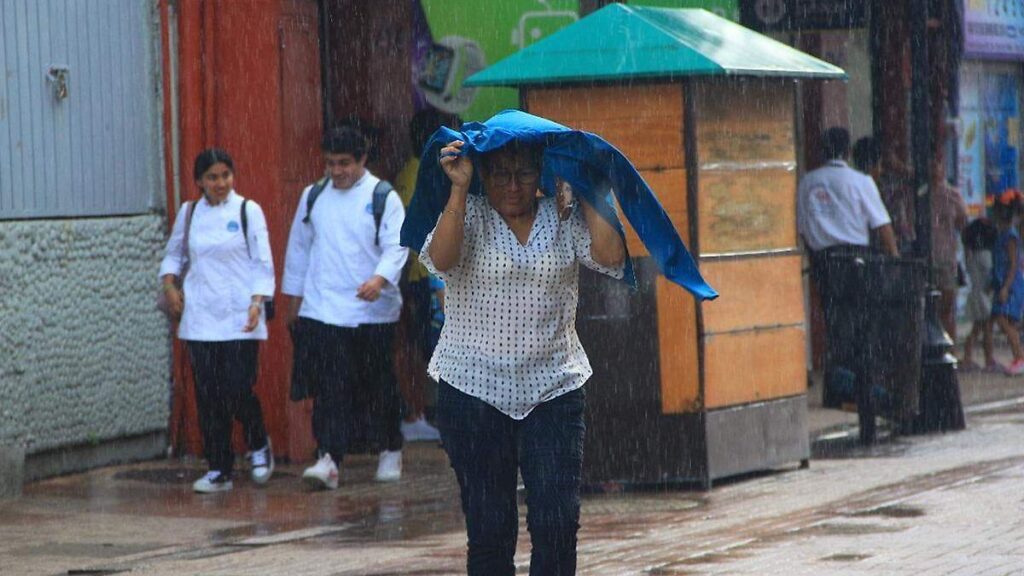 Chubascos y viento fuerte afectarán a Tabasco este fin de semana