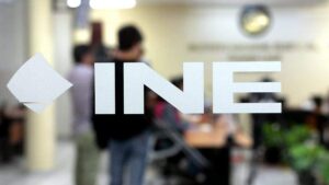 Dos perfiles de Tabasco siguen en contienda para selección de consejeros del INE