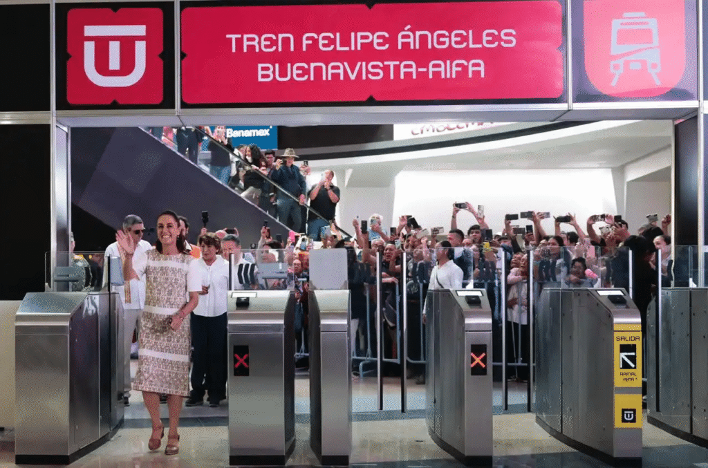 Claudia Sheinbaum inaugura el tren Felipe Ángeles, Buenavista-AIFA