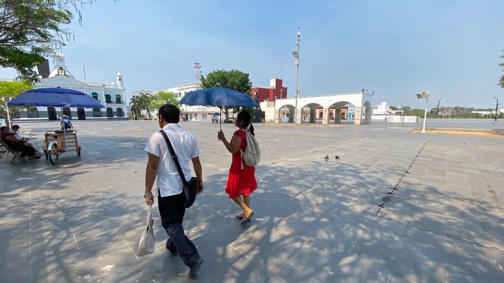 Persisten temperaturas extremas en Tabasco este martes por onda de calor