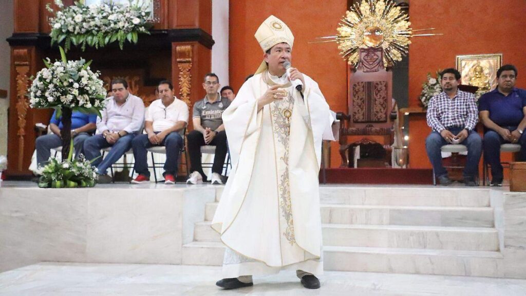 Celebran Jueves Santo con llamado a la reflexión y servicio en Tabasco