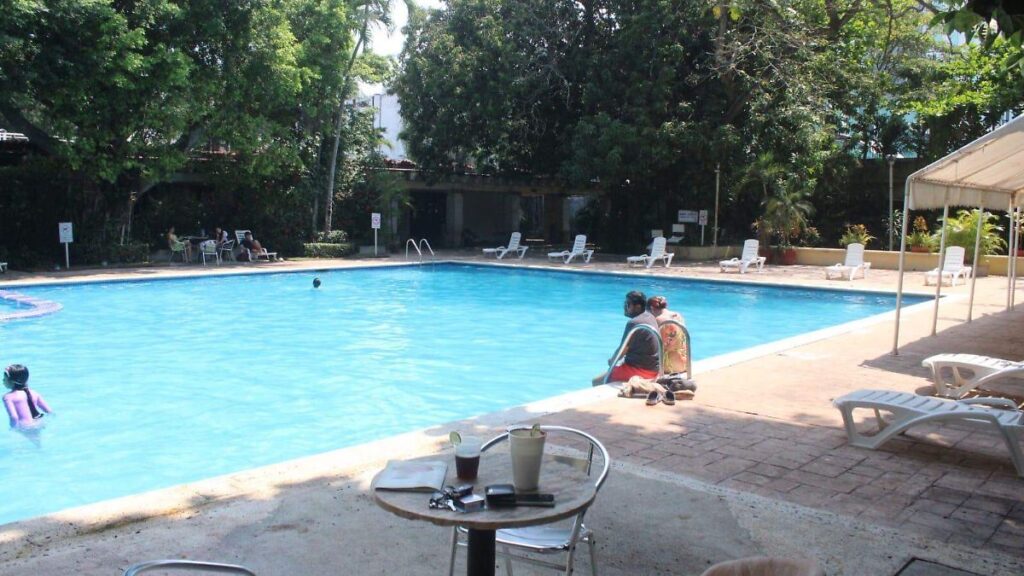 Del bufet a la alberca: así es la experiencia day pass en los hoteles de Villahermosa