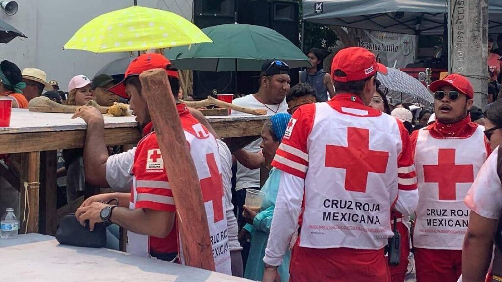 Cruz Roja Tabasco realiza 37 atenciones durante viacrucis; la mayoría por deshidratación