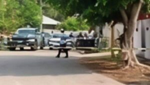 Hombre es ejecutado afuera de un negocio en Cárdenas; esperaba a su pareja