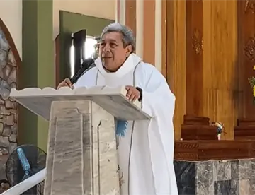 Dios no quiere que el mundo se pierda y por eso ofrece su misericordia: Padre Camacho