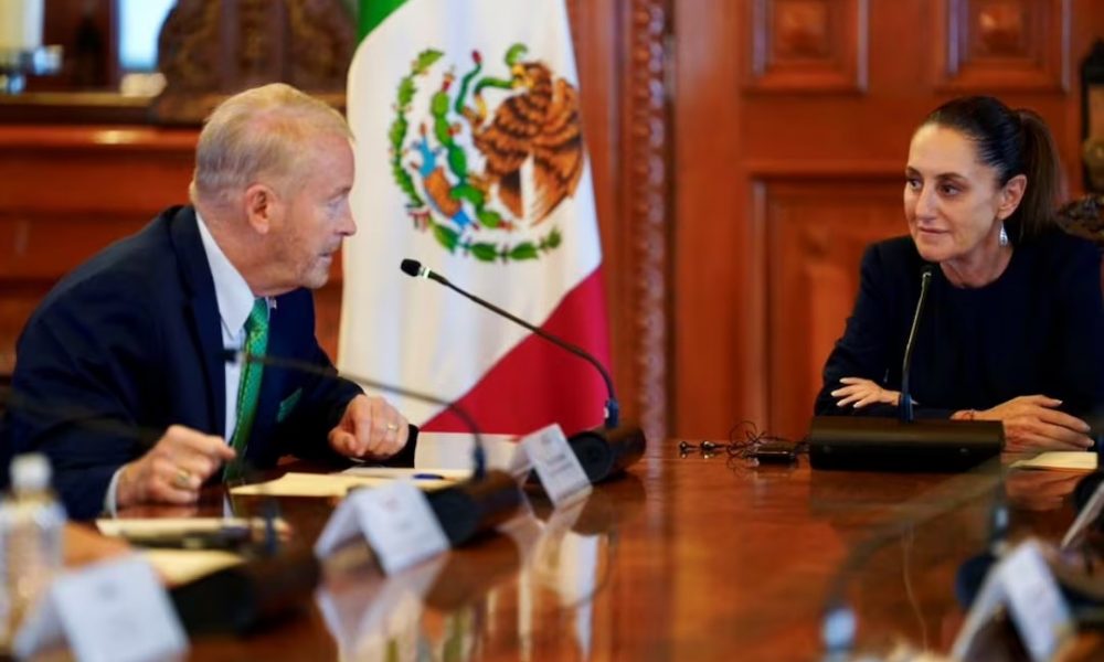 Sheinbaum reconoce buena relación y apoyo del embajador de EU en México