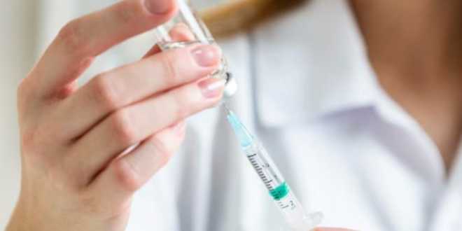 Reportan avances en las investigaciones tras el fallecimiento de personas por sueros vitaminados