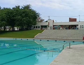 Abre Injudet al público y de manera gratuita alberca de la deportiva; se esperan más de 2 mil visitantes