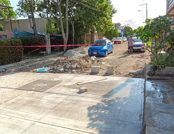 Vecinos de la cerrada El Limón 1, en La Lima, exigen al Ayuntamiento de Centro la pavimentación total de la calle