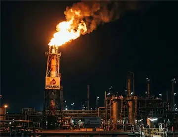 Pemex incrementará actividad de quemadores por corrida de limpieza en Tabasco durante 22 horas