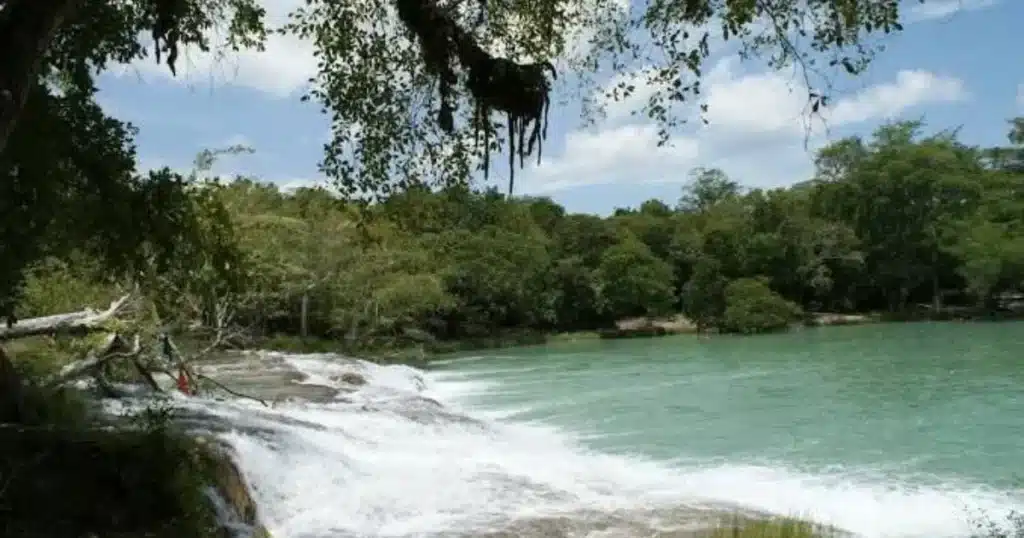¿Dónde se ubican las Cascadas de Reforma en Tabasco?