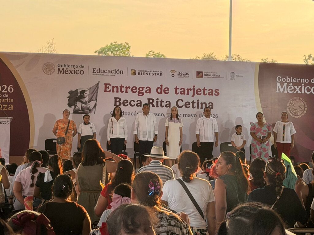 Educación pública y becas universales: presidenta reafirma apoyo a estudiantes y familias mexicanas