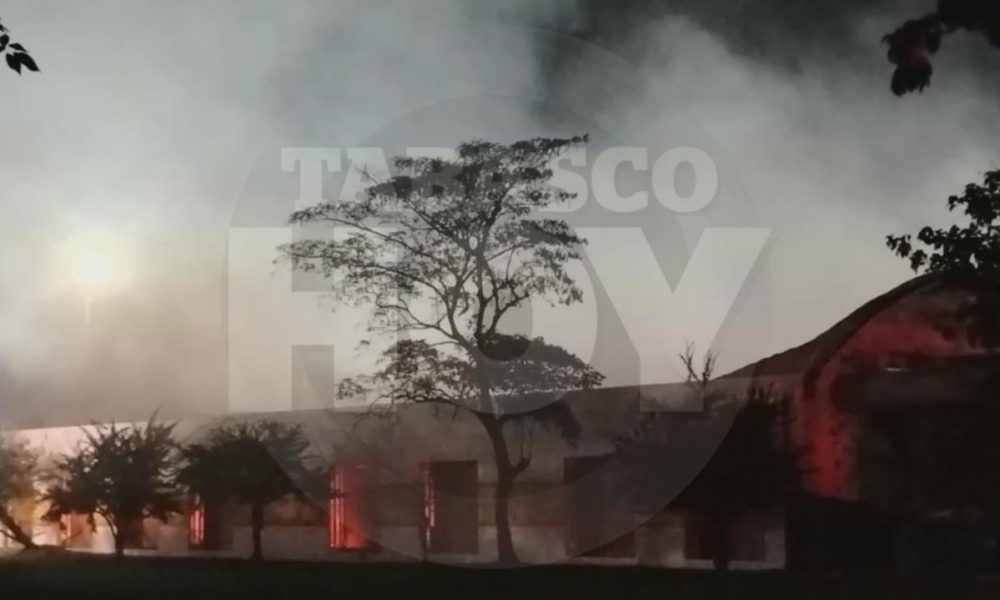 “La prioridad absoluta son las personas”: Turismo de Tabasco tras incendio en la Feria