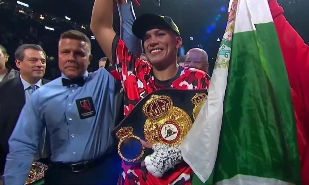 Benavidez noquea al “Zurdo” y se queda con los títulos crucero en Las Vegas